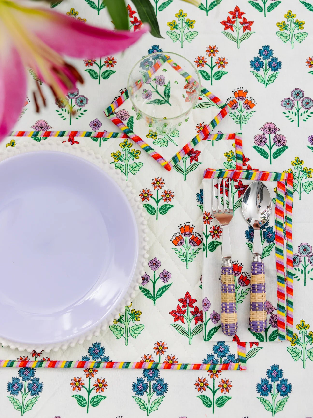 Santini Table Linens