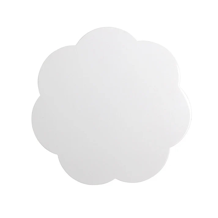 Lacquered Scalloped Placemats