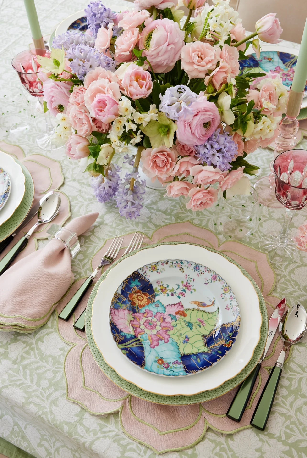Petal w/Green Table Linens Set/4