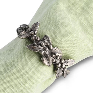 Holly Napkin Rings