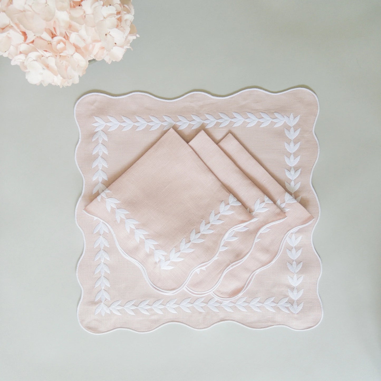 Petal Leaves Table Linens Set/4