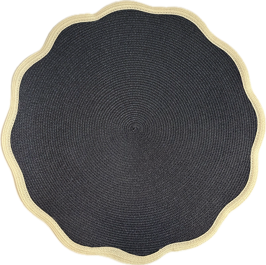 Ivory Edge Round Scallop Placemat S/4