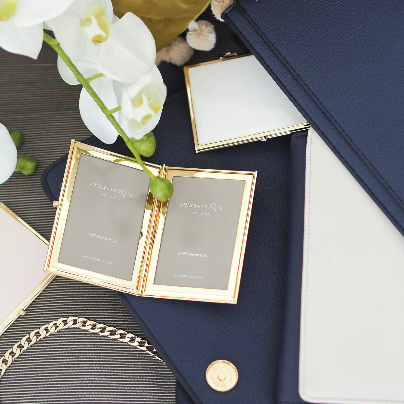 Travel Photo Frames