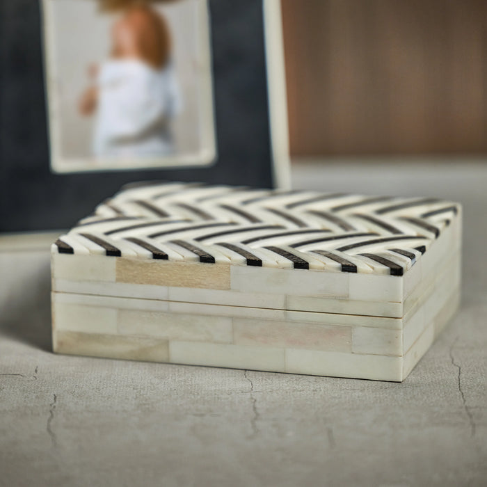 Capuchin Ivory Bone & Shagrin Braided Box
